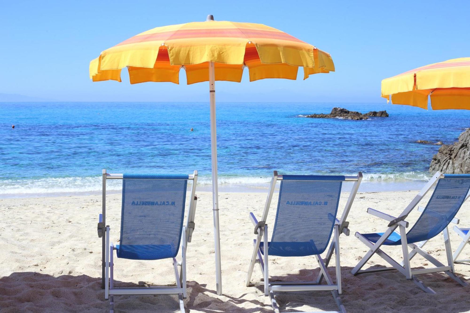 Hotel Calabrisella Calabria ภายนอก รูปภาพ